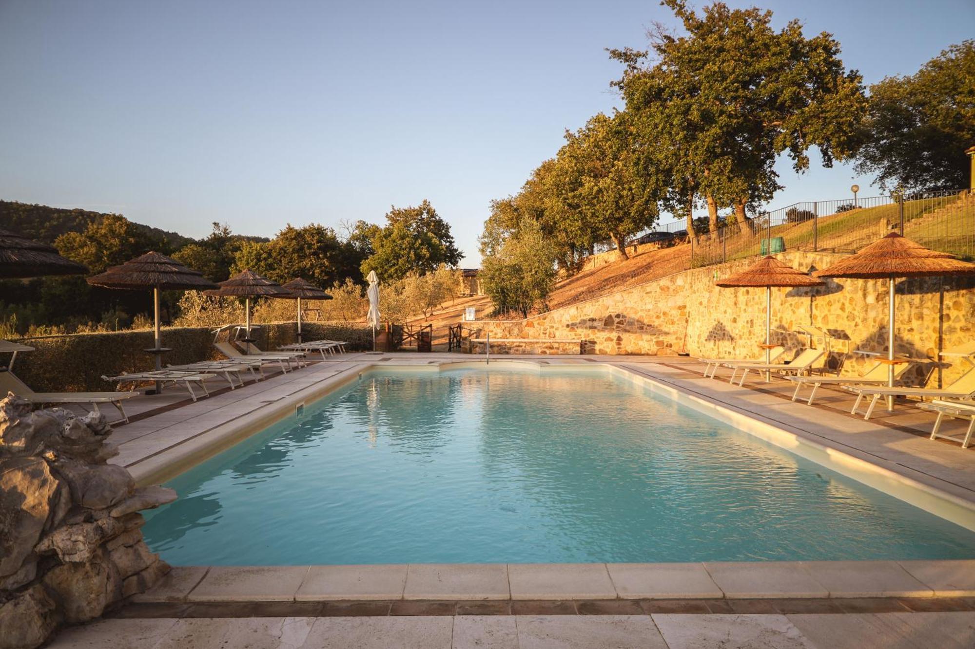 Bio Agriturismo Poggio Aione Saturnia Exterior foto