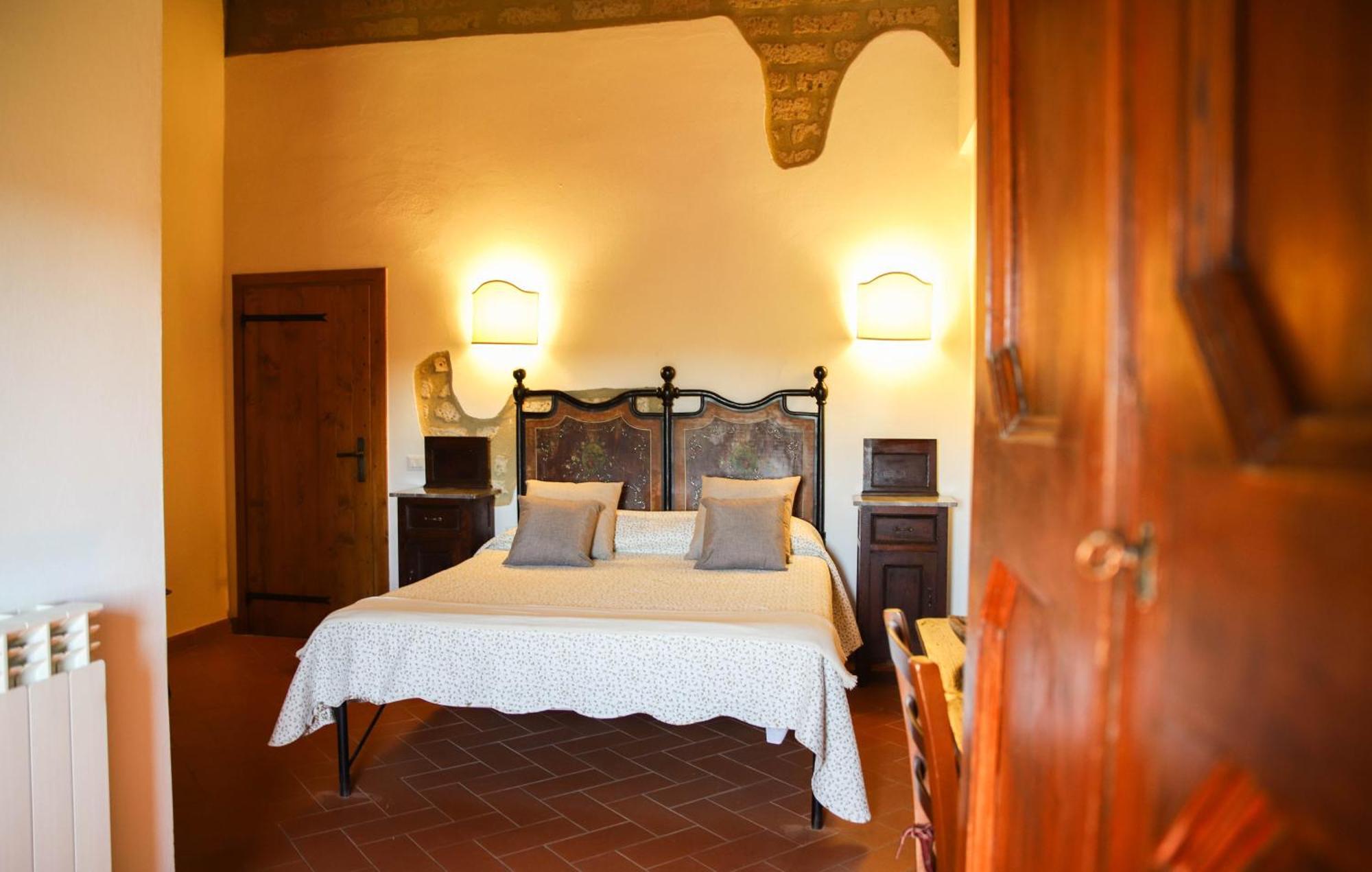 Bio Agriturismo Poggio Aione Saturnia Exterior foto